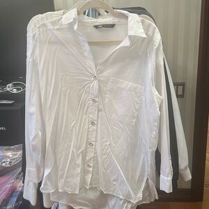 Zara size medium good button up white shirt